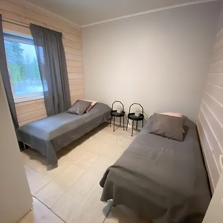 Cozy A With Private Jacuzzi! 펜션 Kittilä